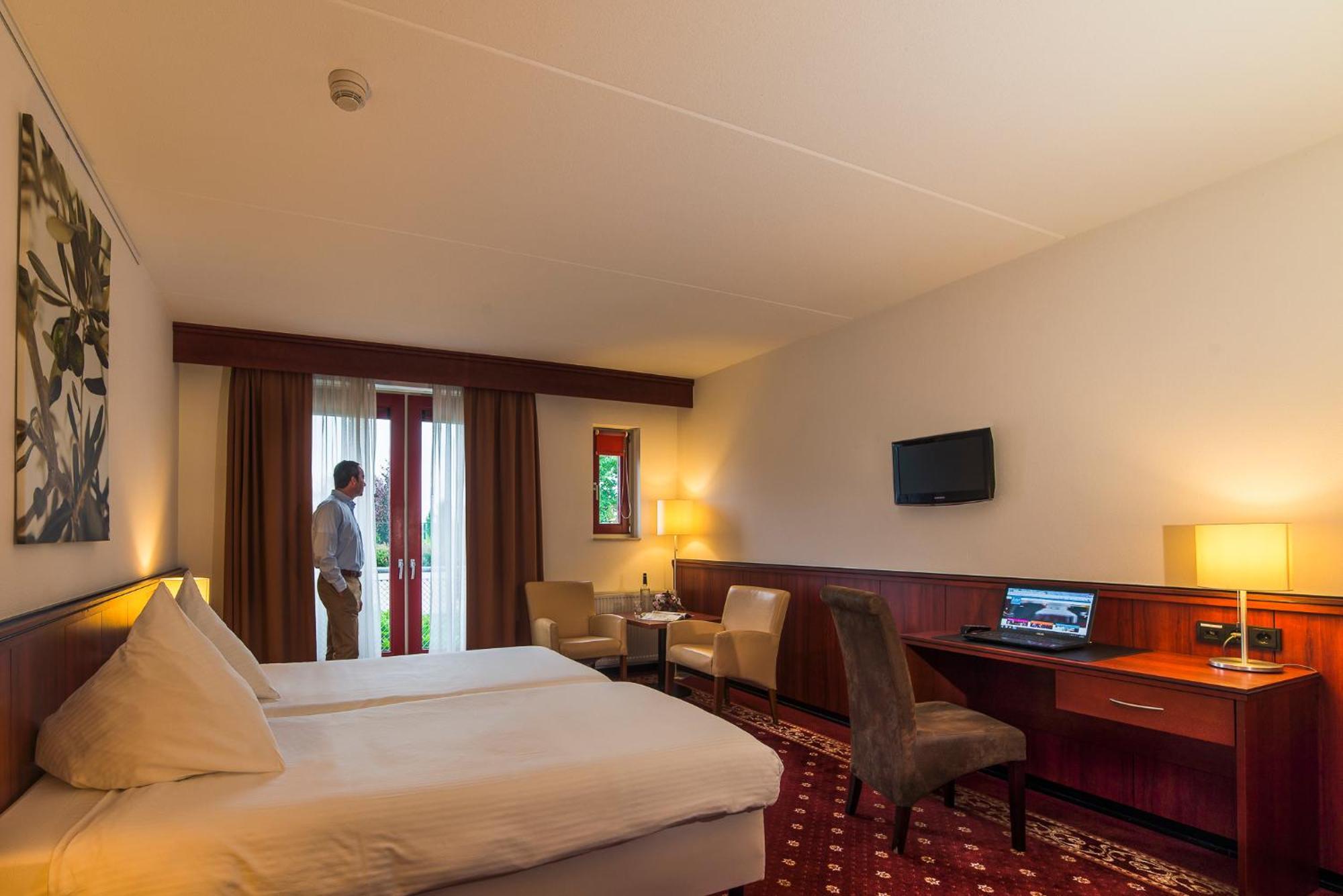 Hotel De Schildkamp 4*